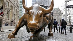 The Charging Bull sculpture in New York's Financial District. (AP Photo/Richard Drew)